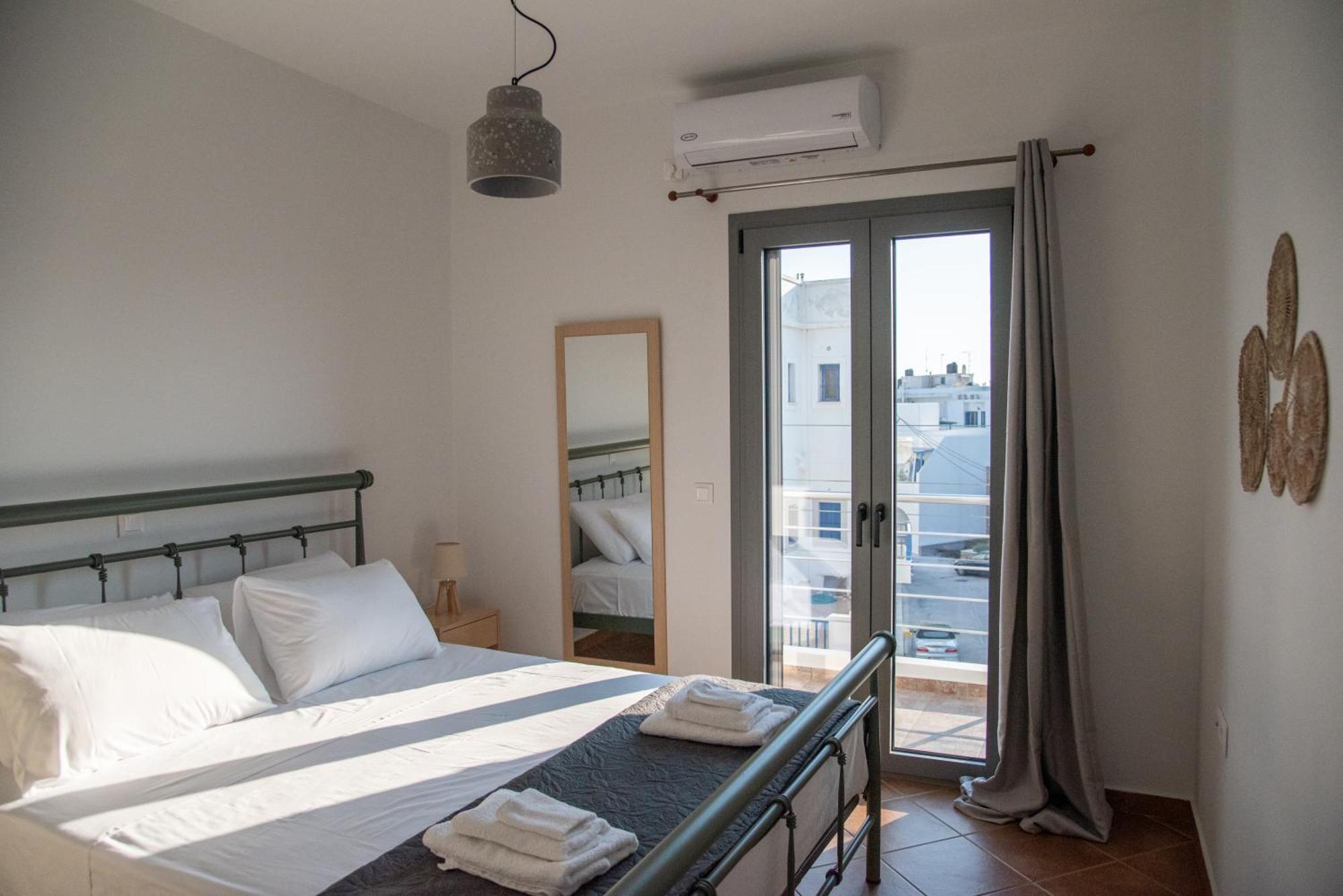 Aria * Tinos
